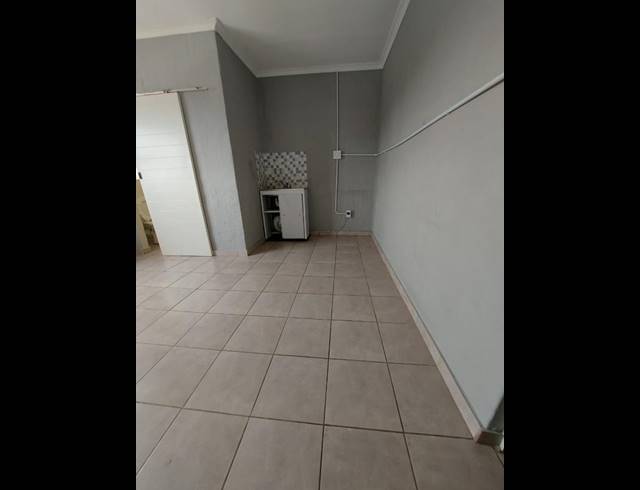 0 BEDROOM PROPERTY TO RENT IN GOODWOOD CENTRAL